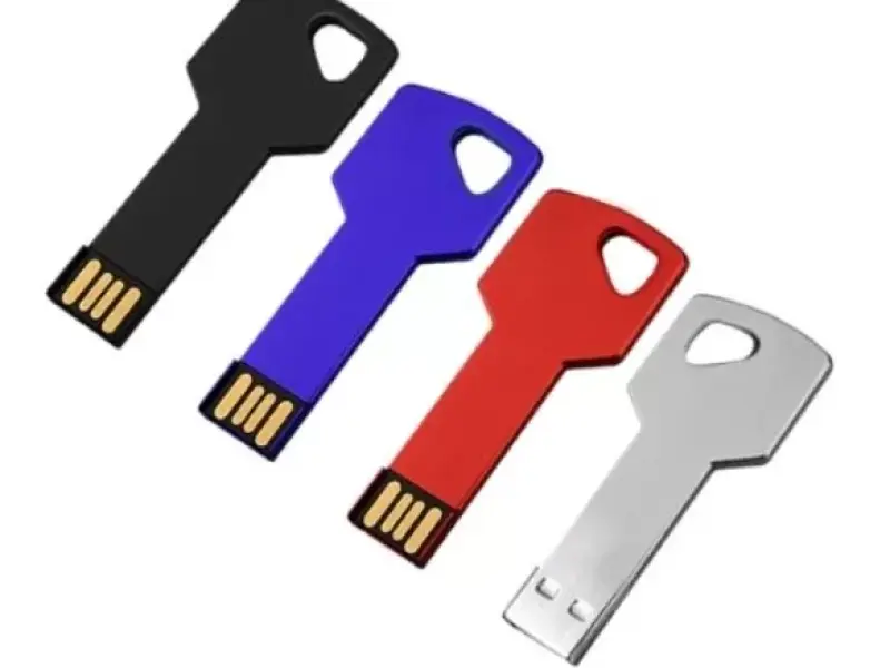  usb llave cuadrada 8GB